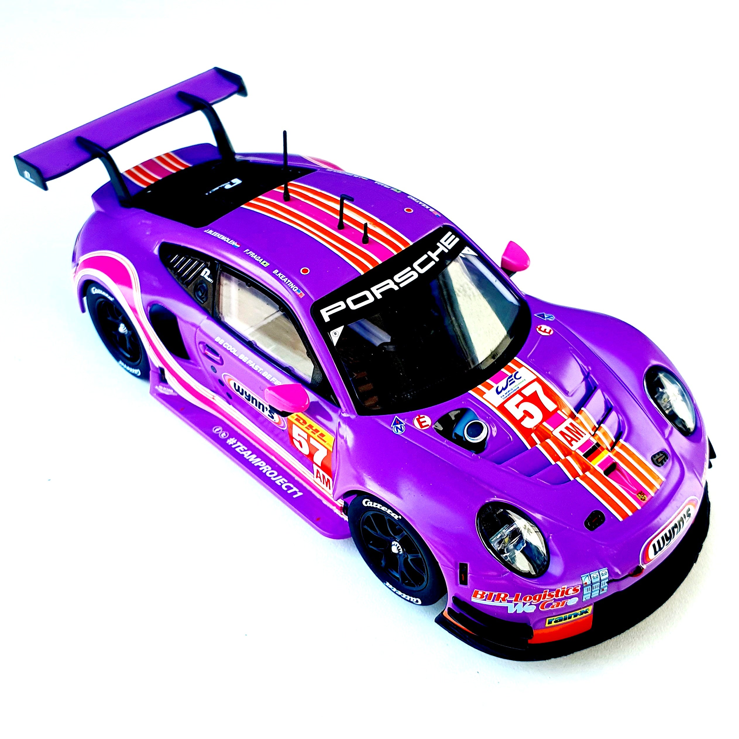 http://www.rennbahnstore.de/cdn/shop/products/Carrera_Digital_124_Porsche_RSR_911.jpg?v=1658325852